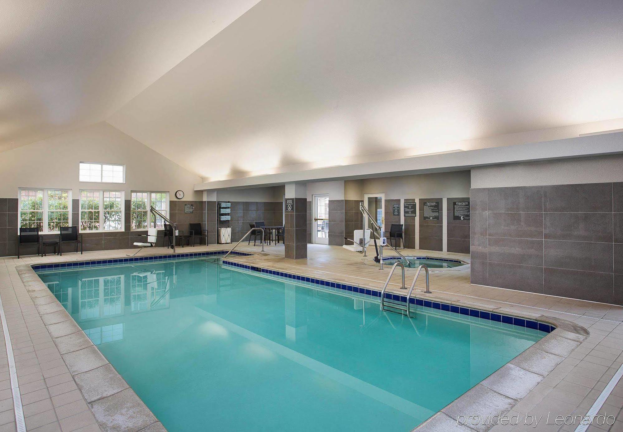 Residence Inn By Marriott Detroit / Novi Exterior photo